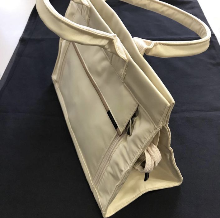 Сумка ARTISTRY бежевая