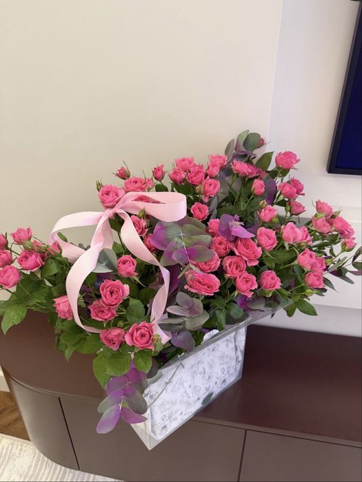 Букет из кустовых роз
