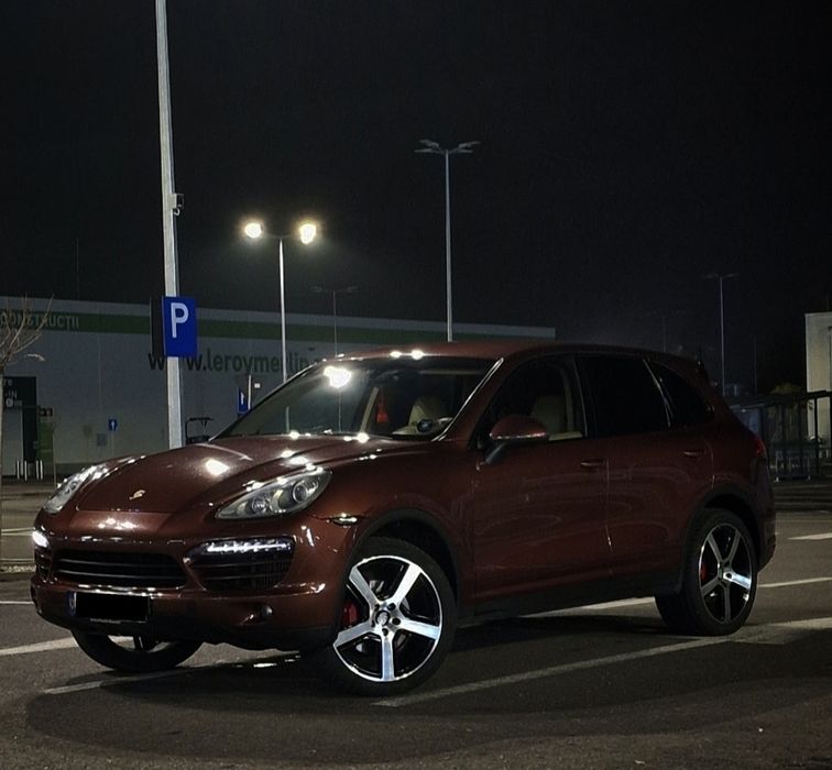 Porsche Cayenne INDIVIDUAL