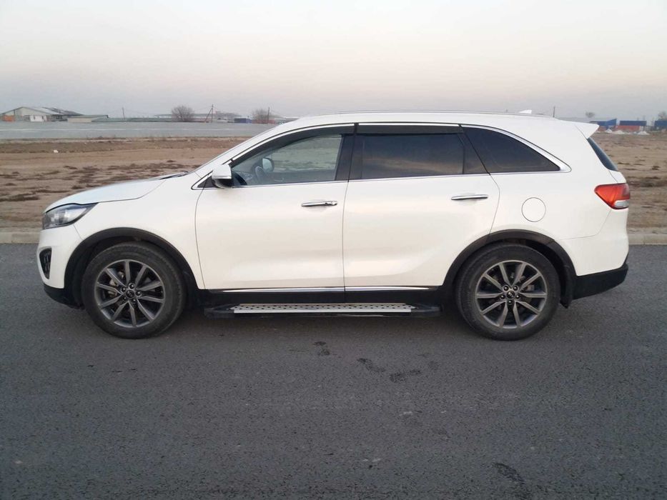 Kia Sorento 2017 год