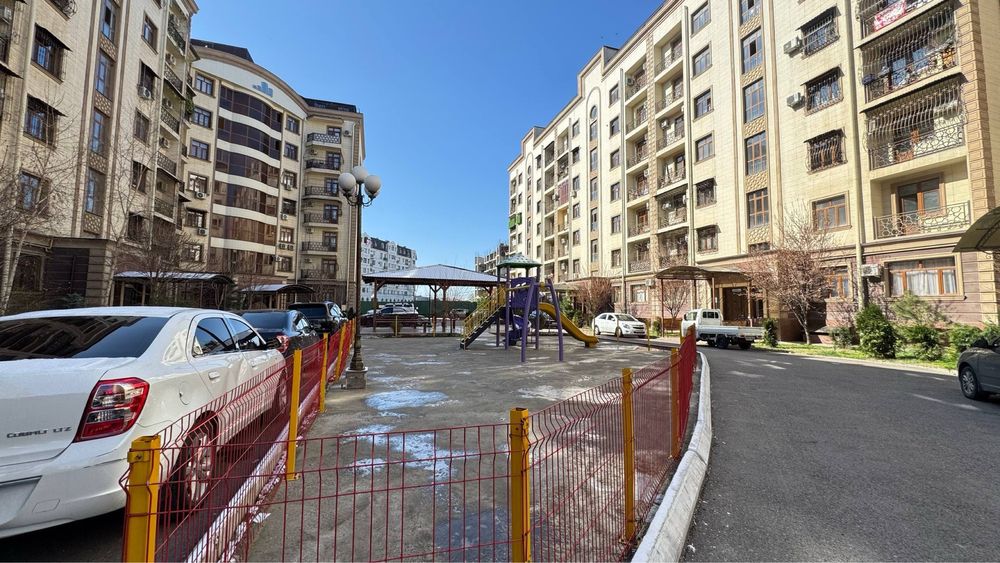 Novostroyka JK Qorasaroy Olmazor Tumani