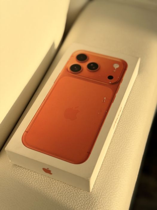 Iphone / 17 Pro  / Cosmic Orange / 256 GB / NOU / Garantie