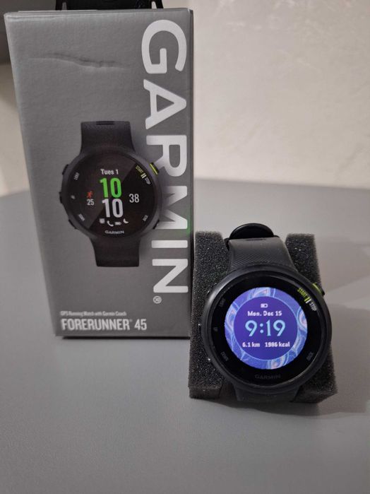 Ceas Garmin FORERUNNER 45