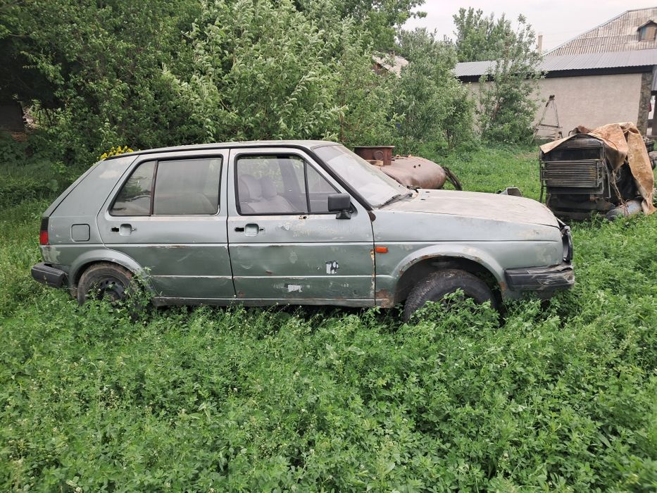 Продам гольф 2 на запчасти