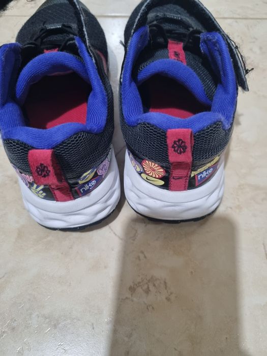 Маратонки Nike 33.5 номер