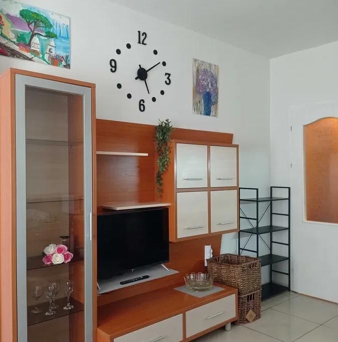 Дава се под наем Двустаен апартамент в Пловдив, Христо Смирненски - 50 кв.м за 400 € - Снимка #2