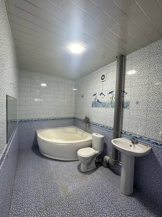 Olmazor hovli 2.1 sotix 7 ta xona