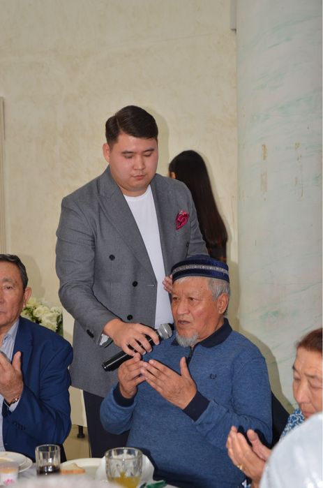 Ведущий шоумен тамада