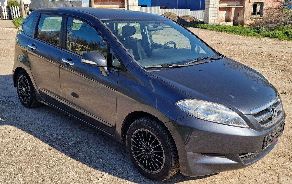 Honda FRV 2.2 на части Хонда ФРВ 2.2 на части