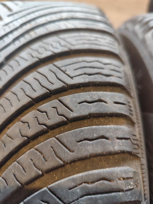 215/55R16 Michelin Alpin5