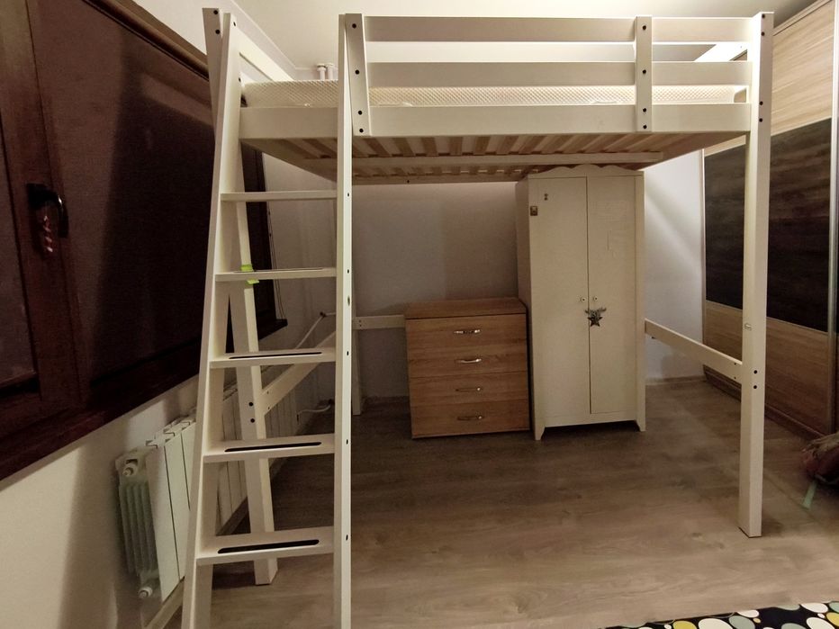 Легло с надстройка