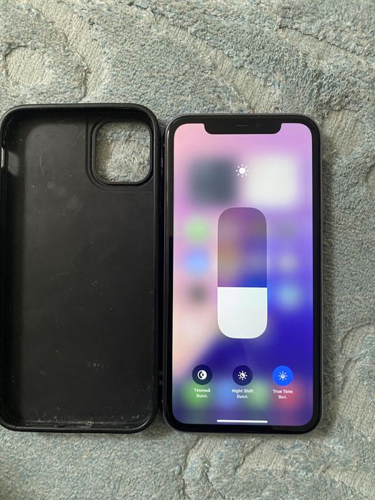 Iphone 11  в иделаным сос