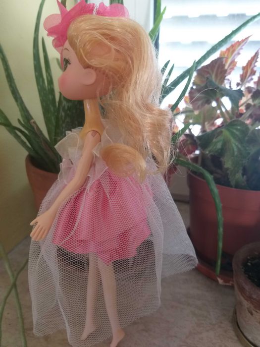 Уникална кукла 24 см