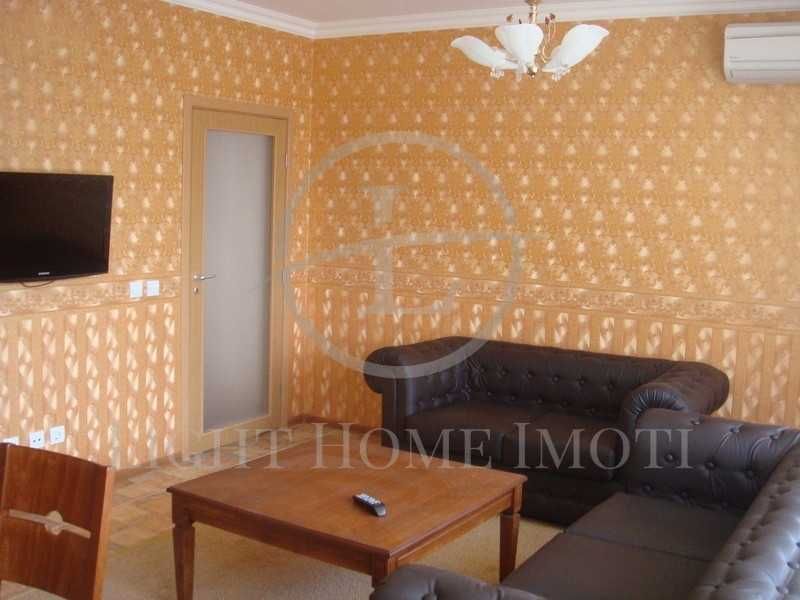 Продава се Тристаен апартамент в Пловдив, Кършияка - 112 кв.м за 1800 €/кв.м - Снимка #1
