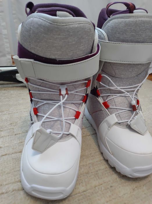 Booti snowboard femei