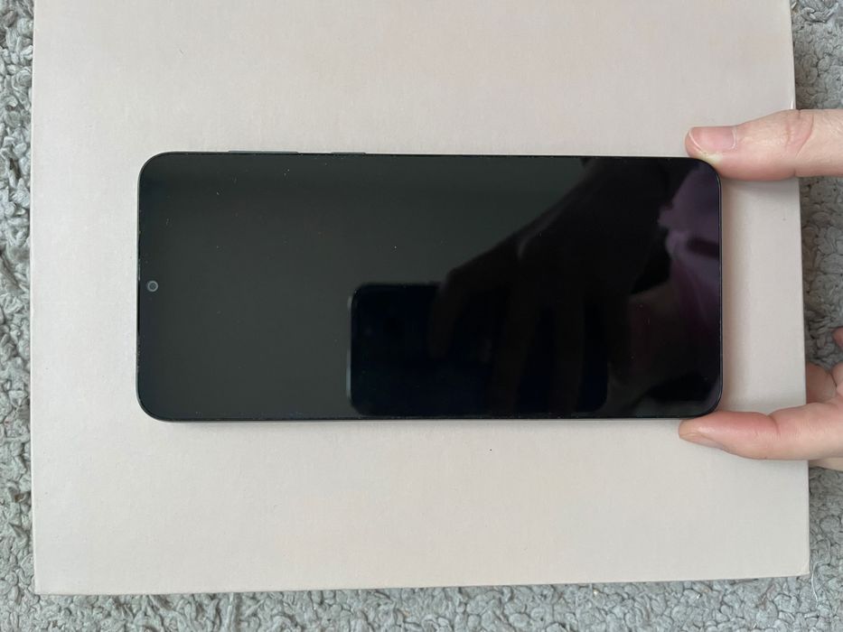 Смартфон Motorola E13