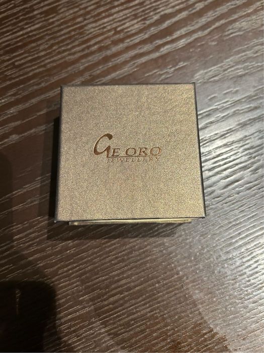 обеци Oliver Weber и Svarovski, гривна Ge Oro