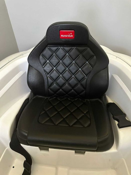 Продам детский электромобиль марка Bentley