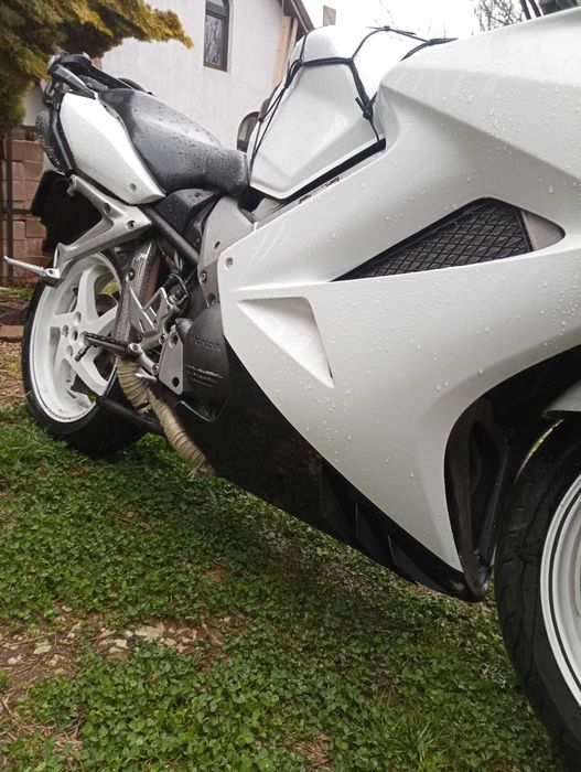 Honda VFR 800 VTEC + bonusuri