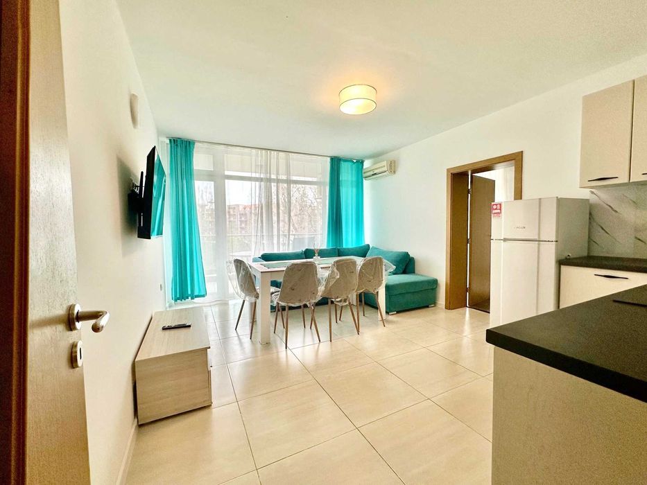 Продава се Тристаен апартамент в к.к. Слънчев бряг - 109 кв.м за 772 €/кв.м - Снимка #1