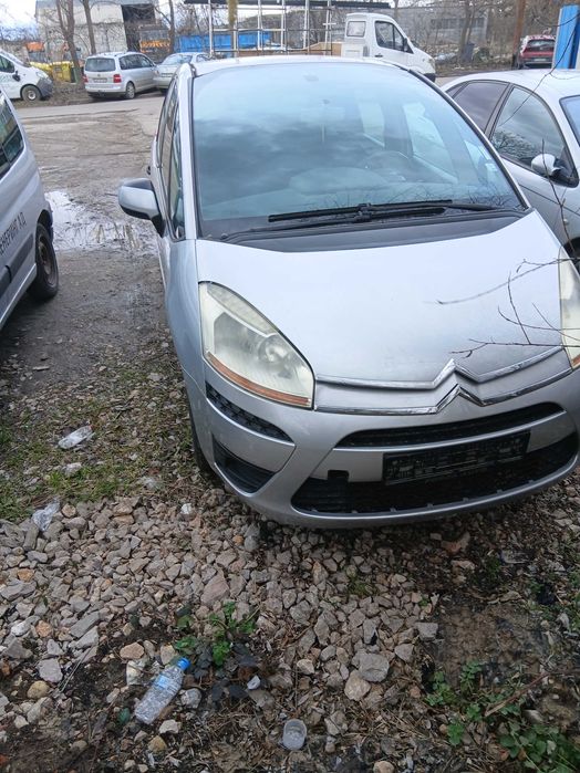 Ситроен ц 4 пикасо на части