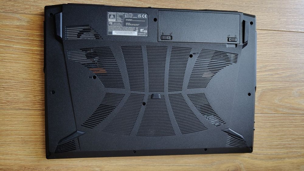 Laptop Gaming  Dream Machines – i5 Gen 11/GTX 1650/ 144Hz/16GB RAM/ SSD 256/