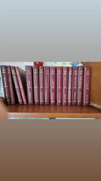 Продам книги в большом количестве