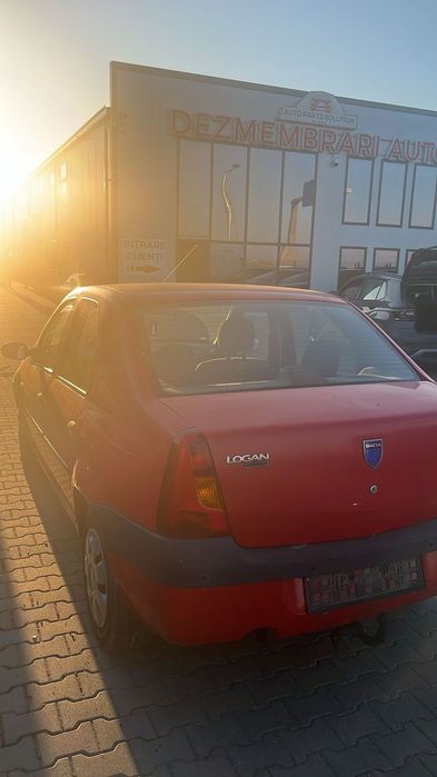 Dezmembram Dacia Logan 1.4 benzina din 2006