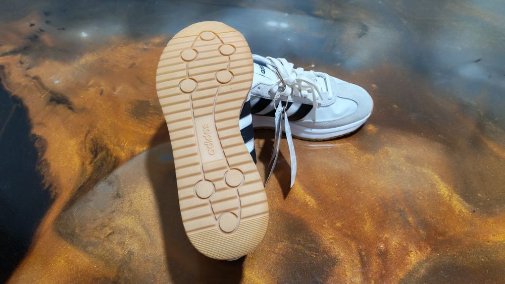 Adidasi sport marimea 42 barbati