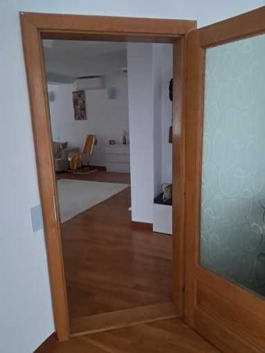 Vand 3 usi din stejar