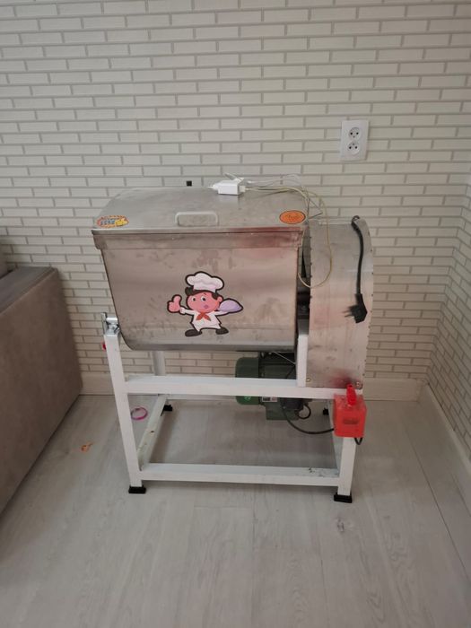 Продам тестомес как новая