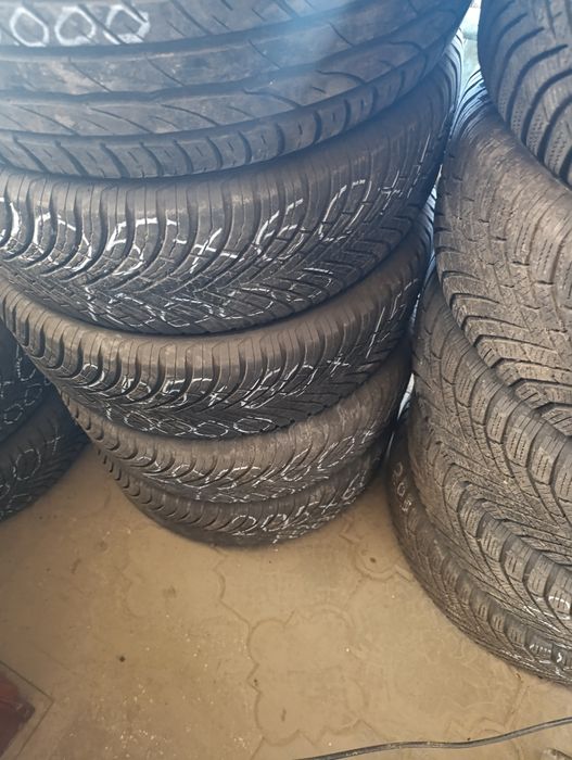 205/60/15 продам комплект шин