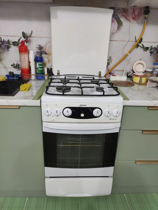 Газовая плита в хорошем состоянии