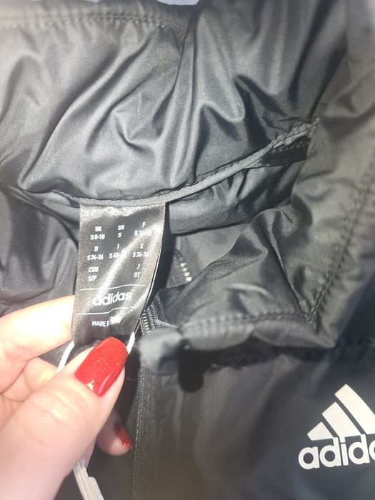 Чисто ново оригинално яке Adidas