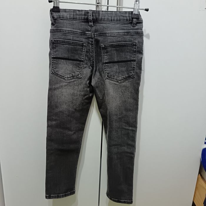 Blugi  baiat  marimea 110