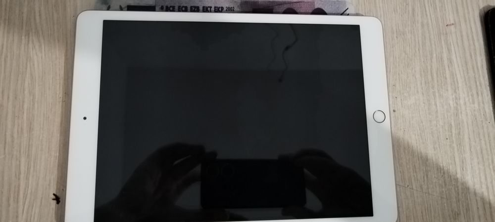 Ipad 8 GOLD/Negociabil