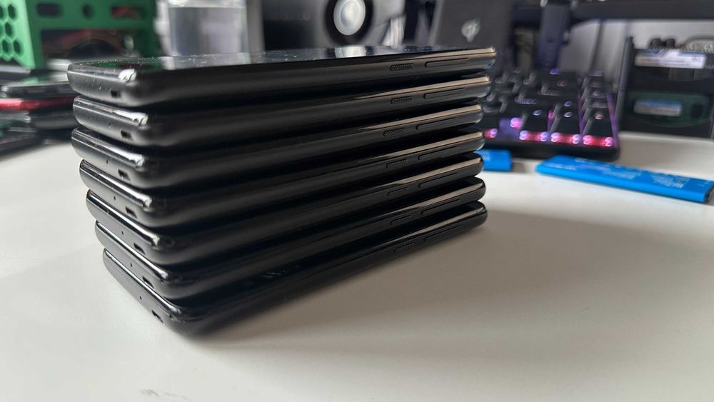 Lot 7 Telefoane Alcatel One Touch - Functionale, Baterii Umflate