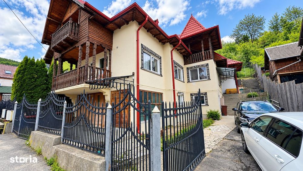 Casă Cu 9 Camere In Rucăr, Teren 1.187 Mp – Potențial Turistic |