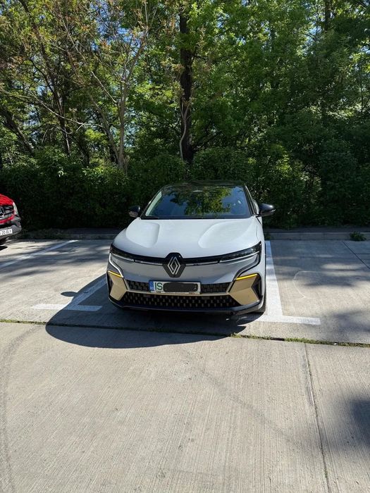 Renault Megane Megane E-Tech Iconic optimum charge 22kwh TVA deductibil