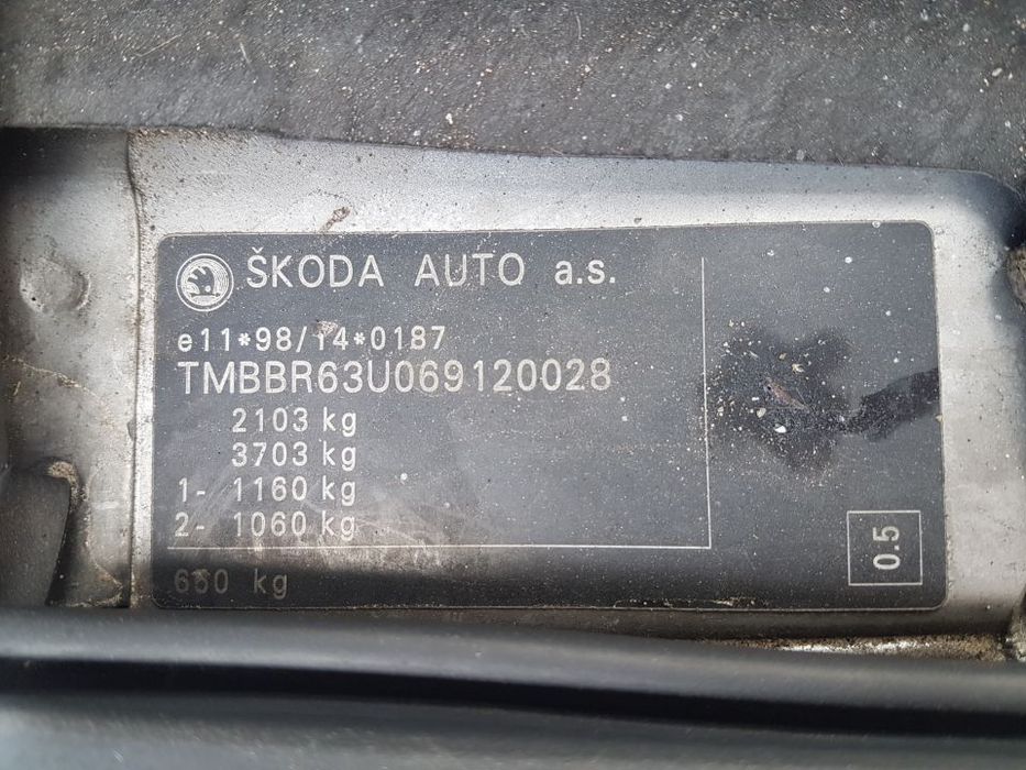 Cutie Viteze Manuala in 6 Trepte Skoda Superb 1 2.0TDI 2002 - 2008 Cod JMD