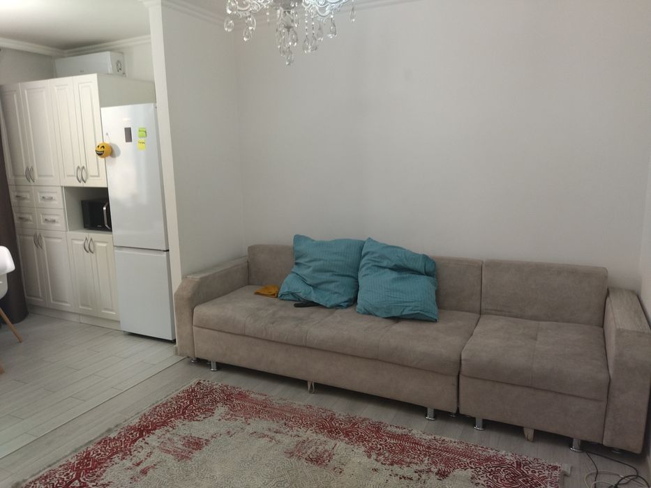 Продам диван 3 метра в длину раскладной