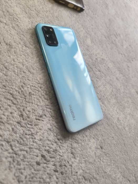 Продам телефон Realme 7i 128Gb