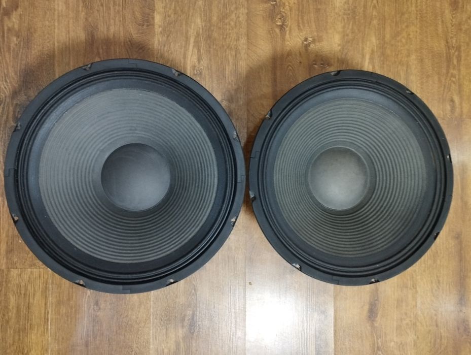 Динамики Behringer