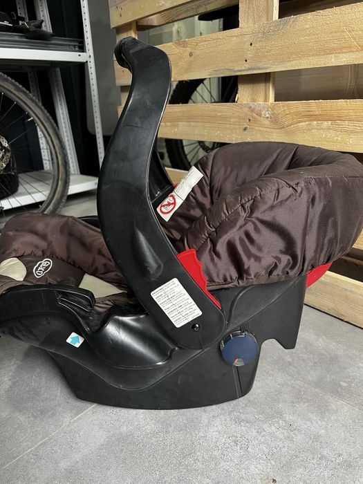 Автокресло Graco Junior Baby