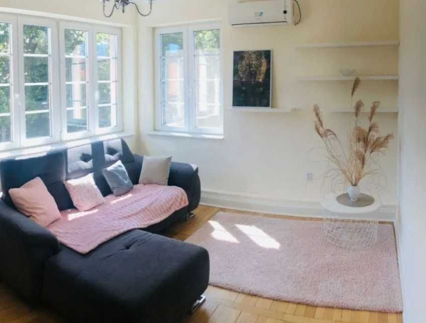 Дава се под наем Тристаен апартамент в Пловдив, Център - 72 кв.м за 178.5 € - Снимка #3