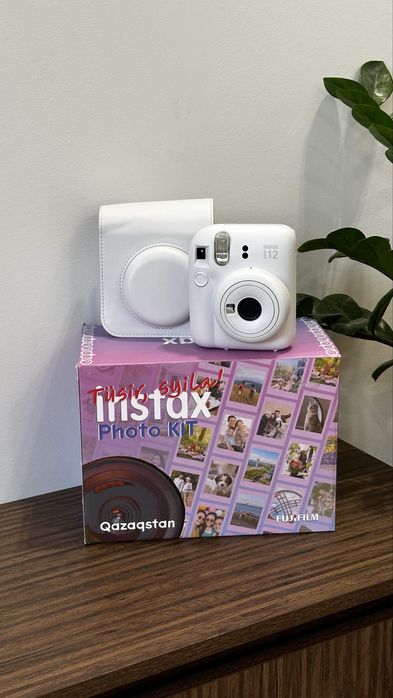 Fujifilm Instax Mini 12