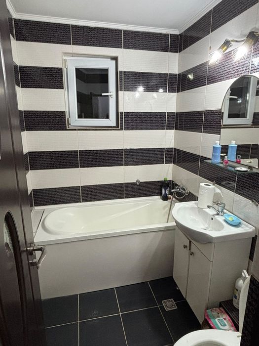 Închiriez apartament 2 camere