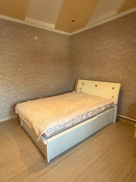 Детский гарнитур, рабочий стол, шкаф, кровать