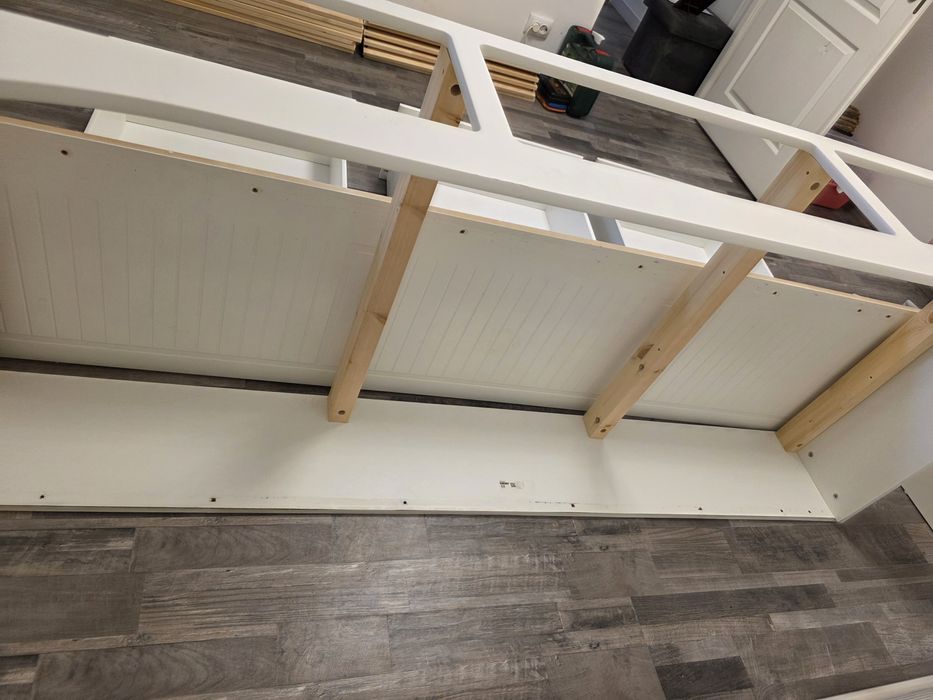 DIVAN Ikea, model HEMNES