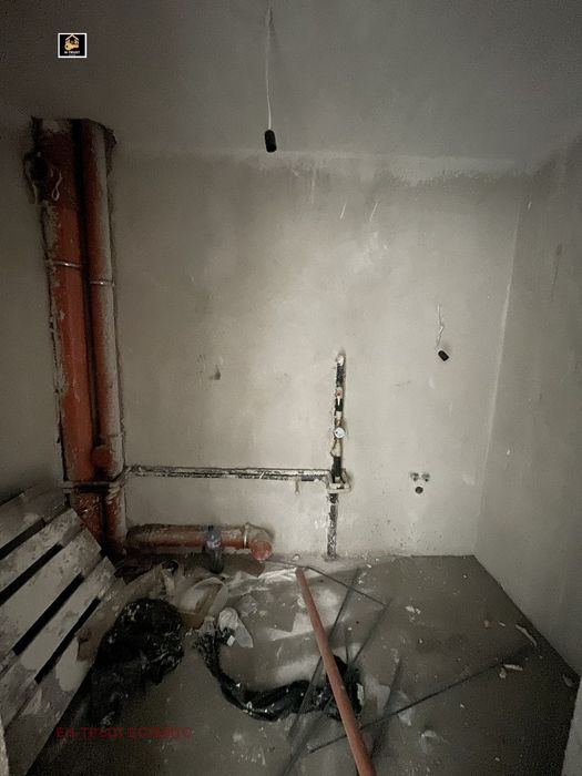 Продава се Двустаен апартамент в Пловдив, Остромила - 70 кв.м за 1643 €/кв.м - Снимка #8